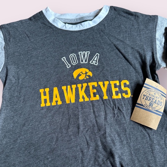 NWT Girls Rivalry Threads Iowa Hawkeyes Gray Short Sleeve Tee Shirt Size 6/6X - Picture 3 of 8